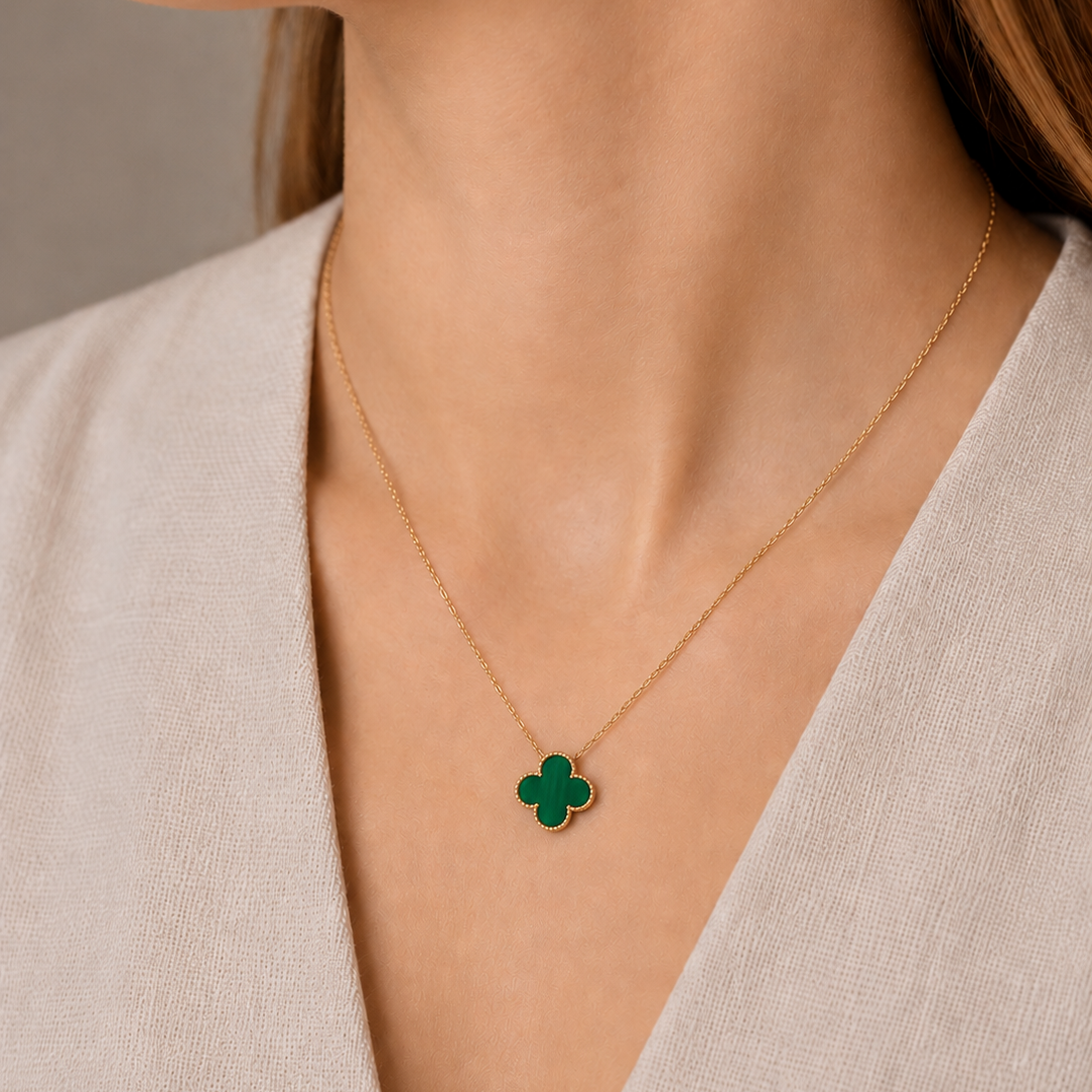 CLOVER  | Necklace